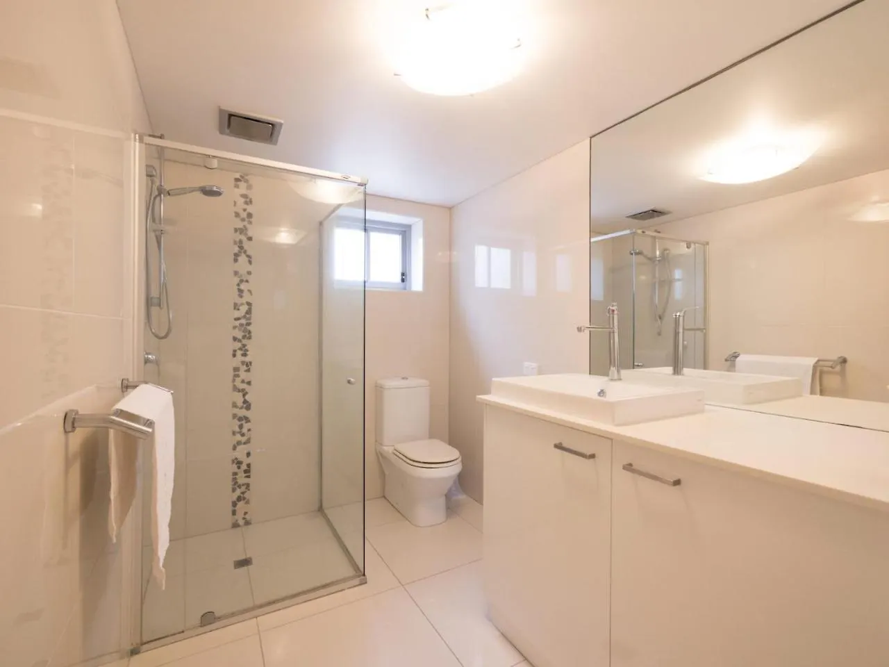 Pacific Towers Unit 4 19 Ormonde Tce Kings Beach カラウンドラ